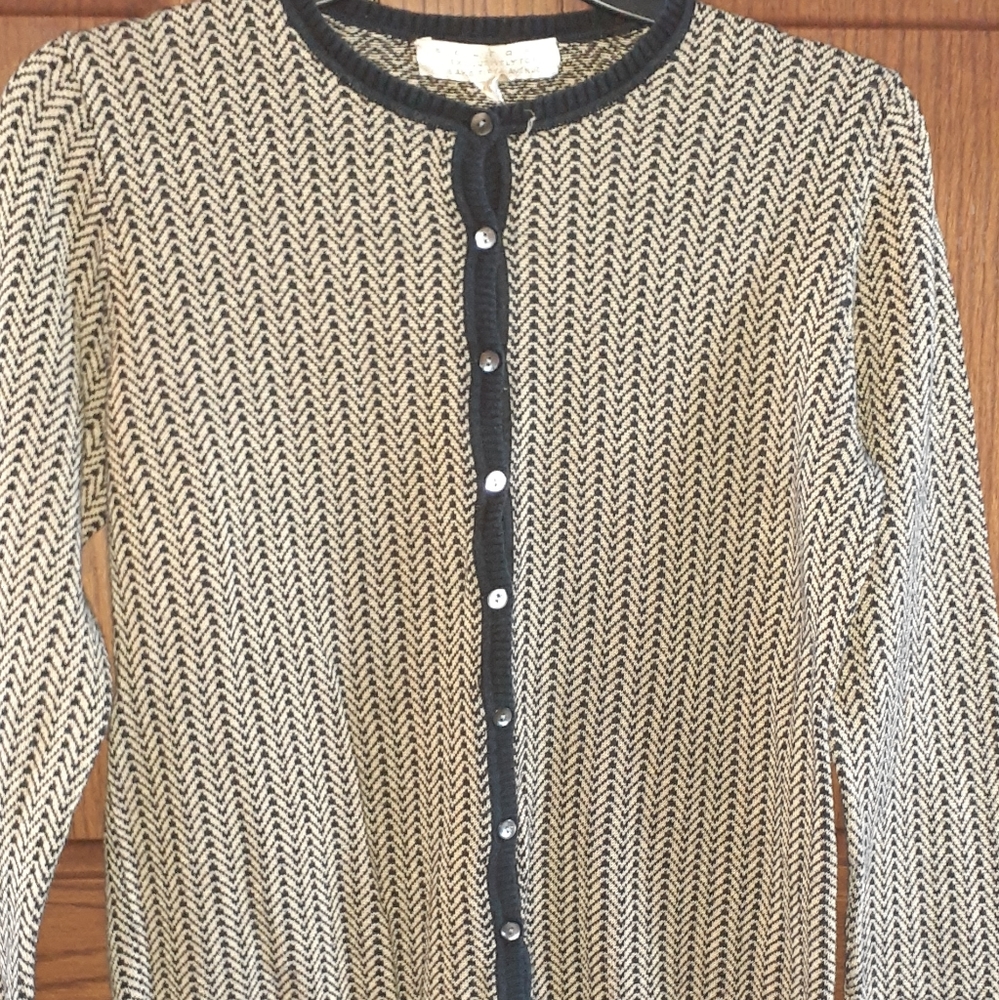 Belford Women LG Knit Sweater
